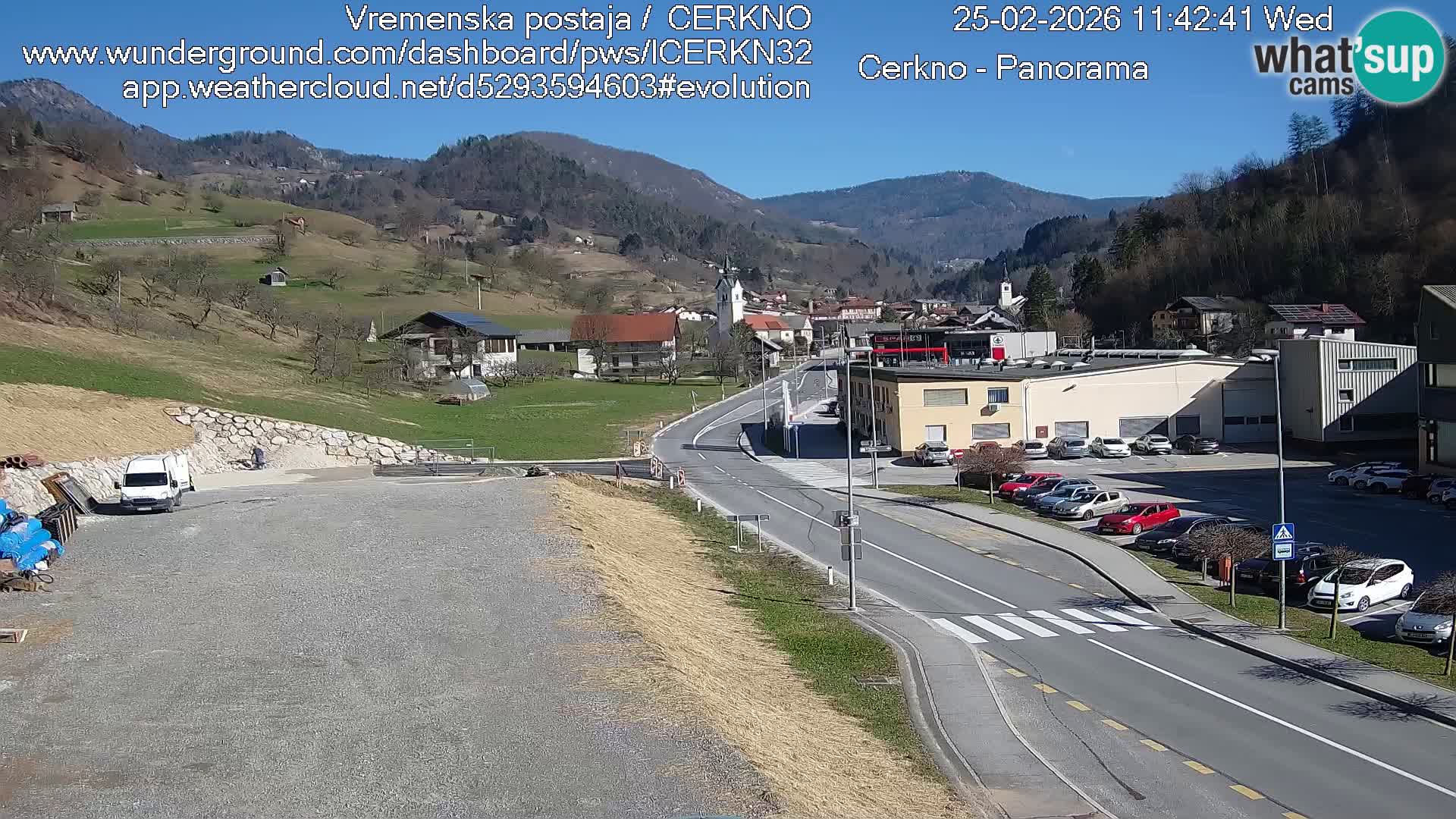 Webcam en direct – Entrée de la ville de Cerkno