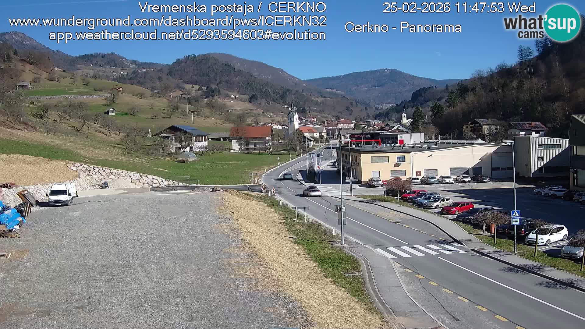 Cerkno city entrance Live Webcam