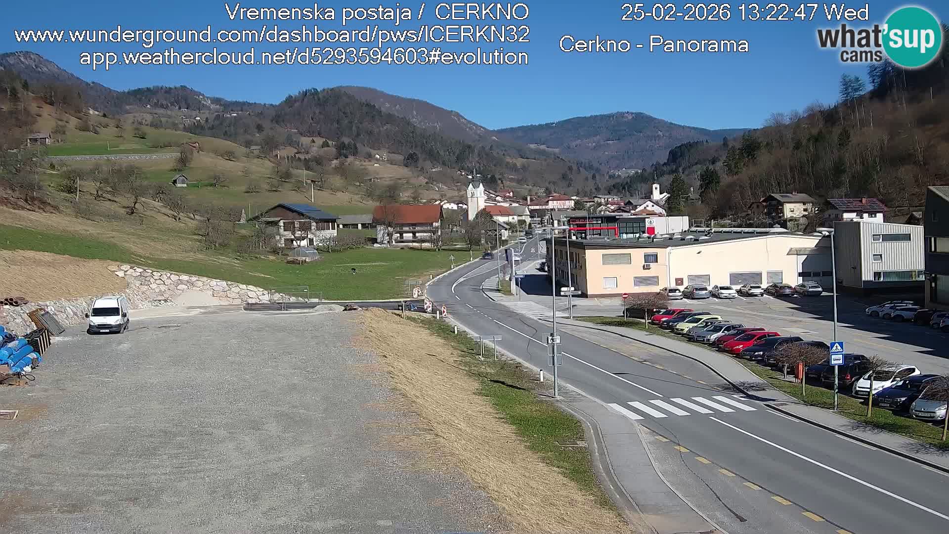 Cerkno city entrance Live Webcam