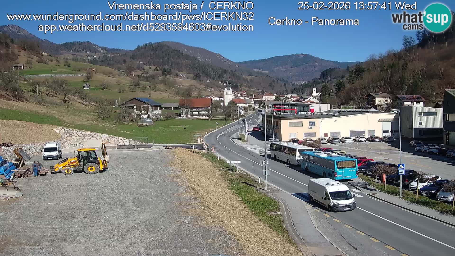 Cerkno city entrance Live Webcam