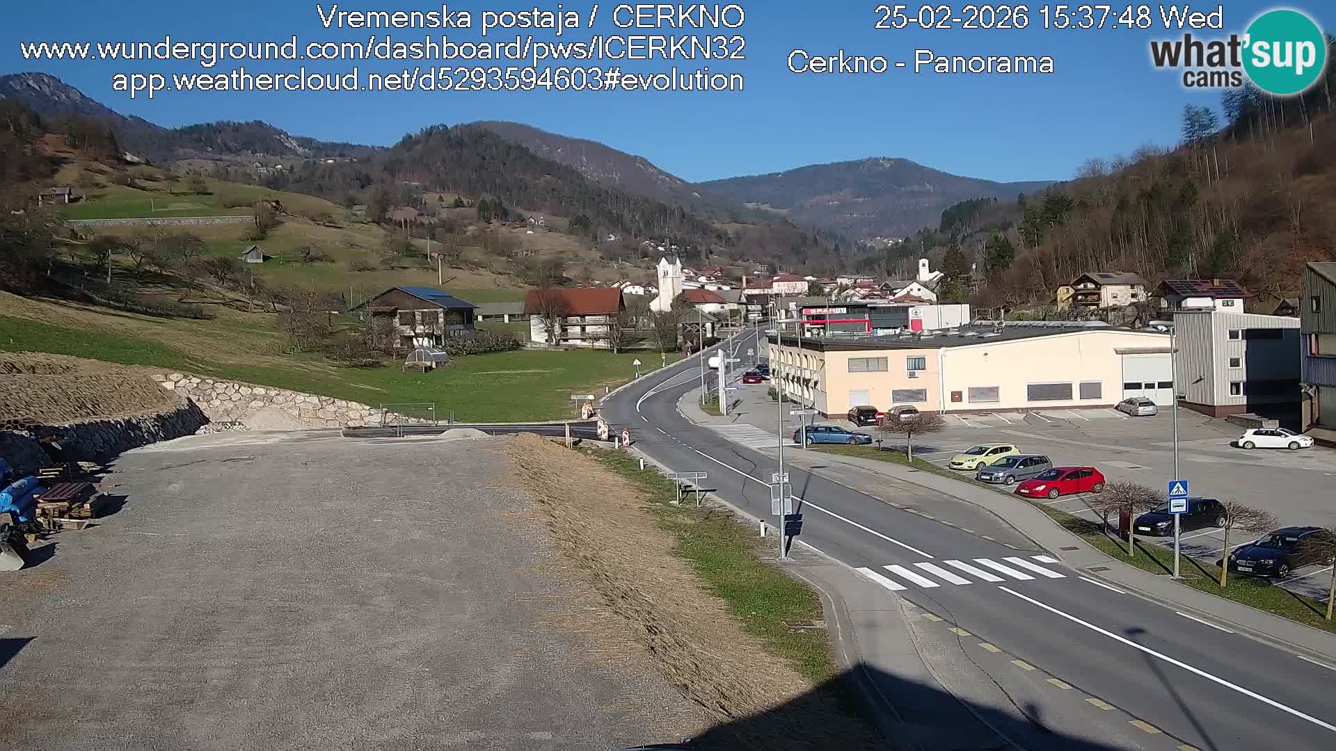 Cerkno city entrance Live Webcam