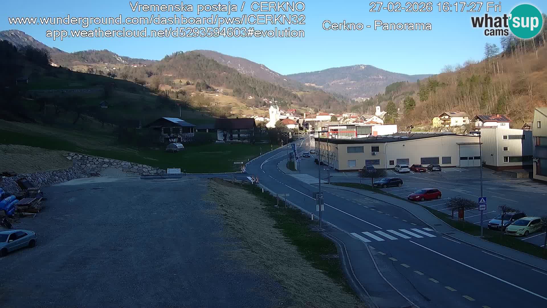 Cerkno entrada a la ciudad Webcam en vivo