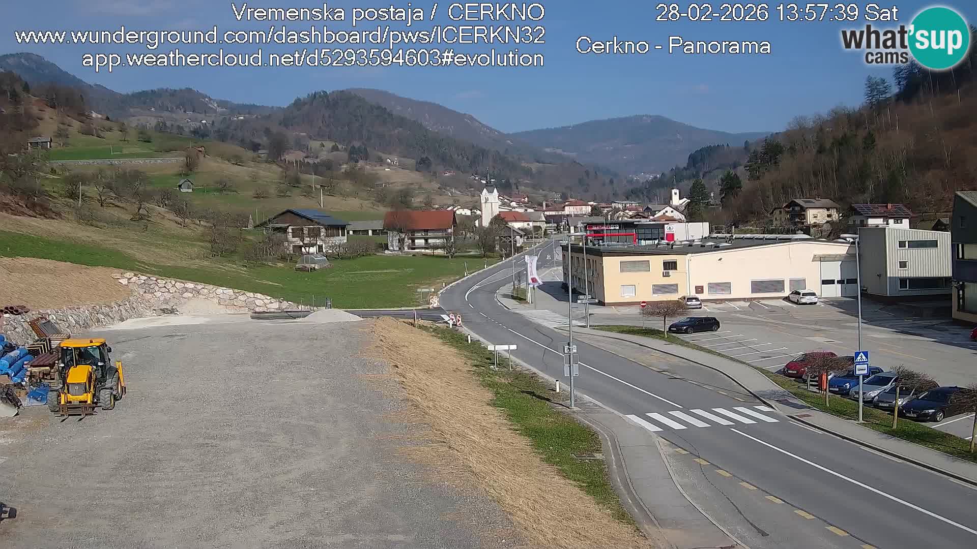 Webcam en direct – Entrée de la ville de Cerkno