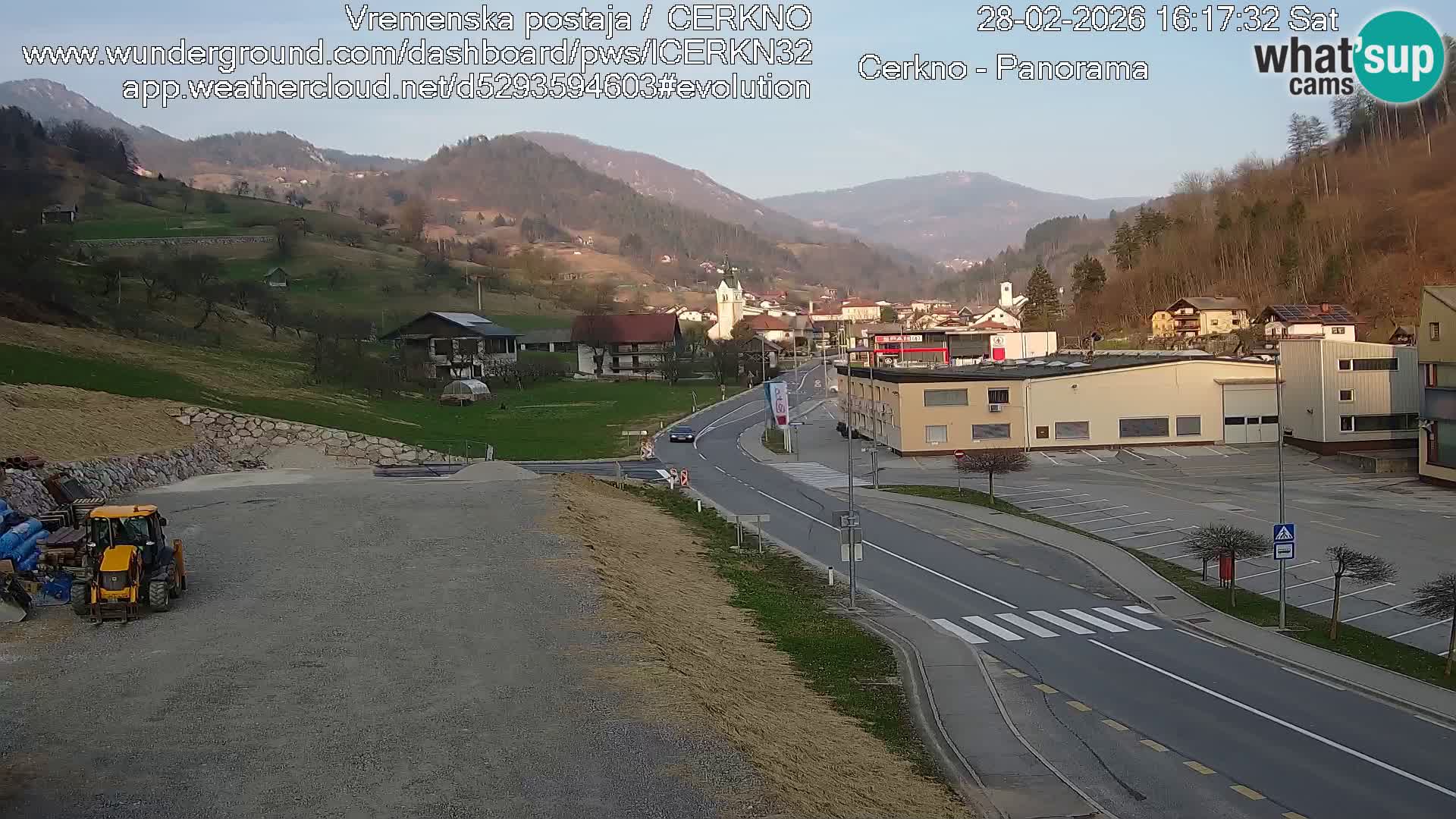 Webcam en direct – Entrée de la ville de Cerkno