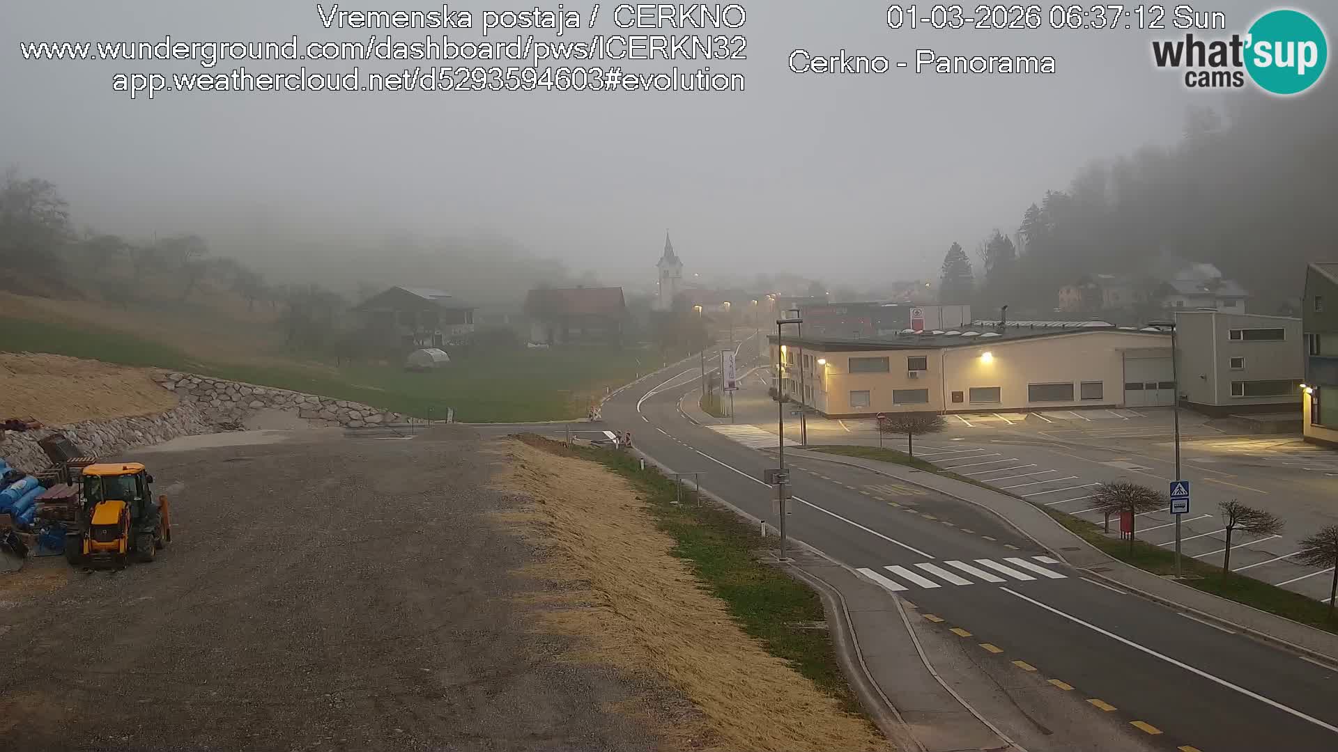 Cerkno city entrance Live Webcam
