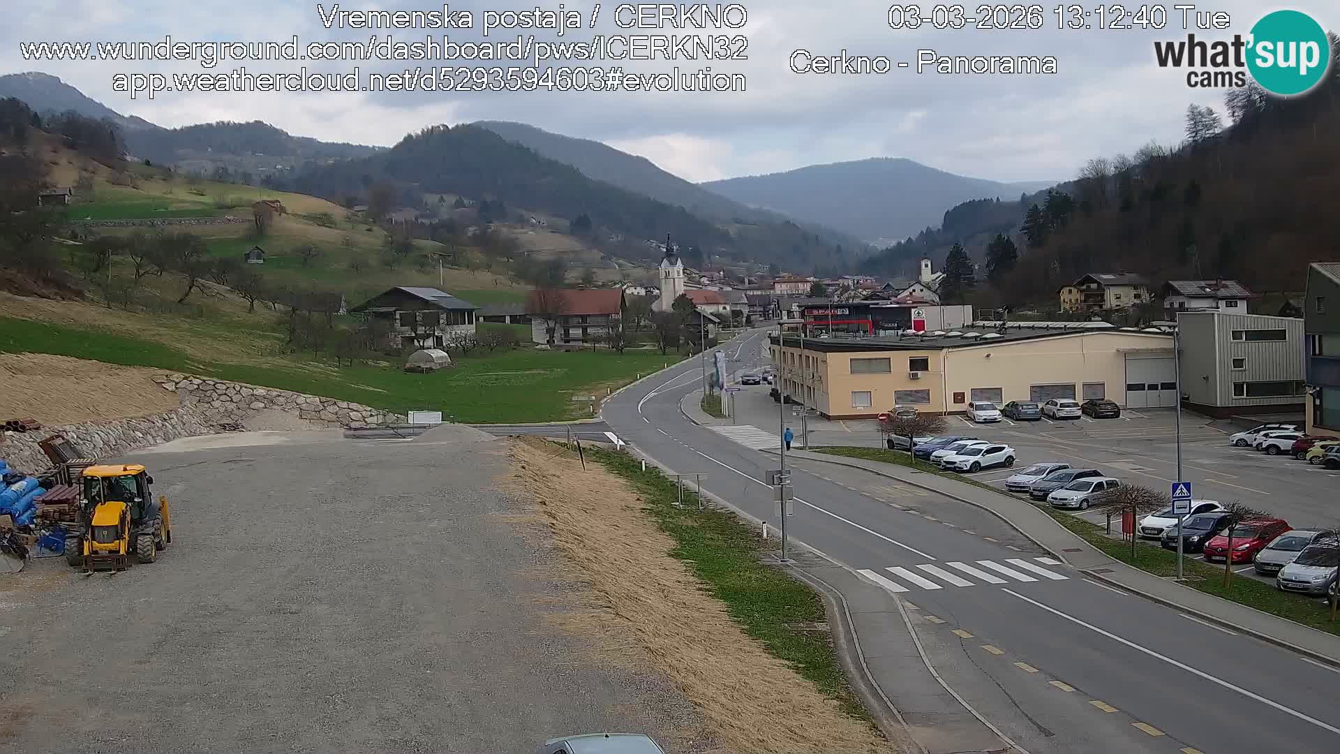 Webcam en direct – Entrée de la ville de Cerkno