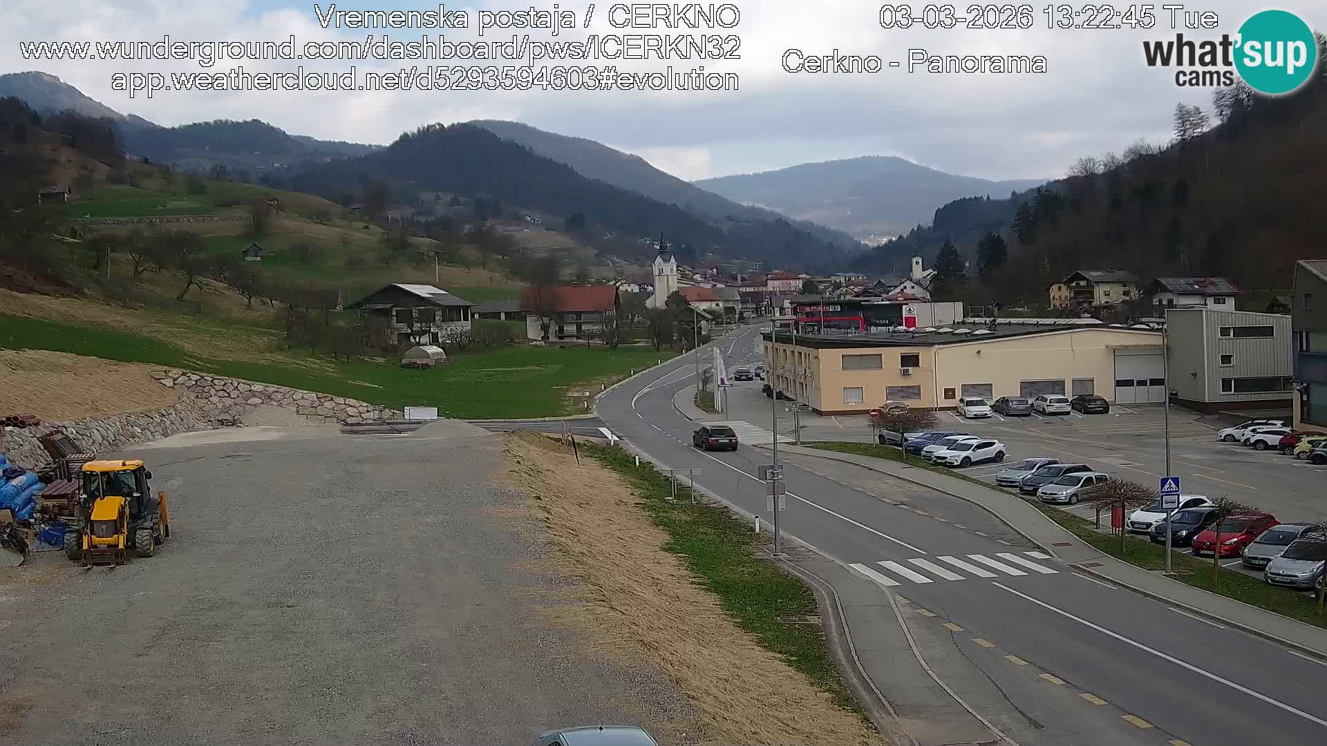 Cerkno city entrance Live Webcam