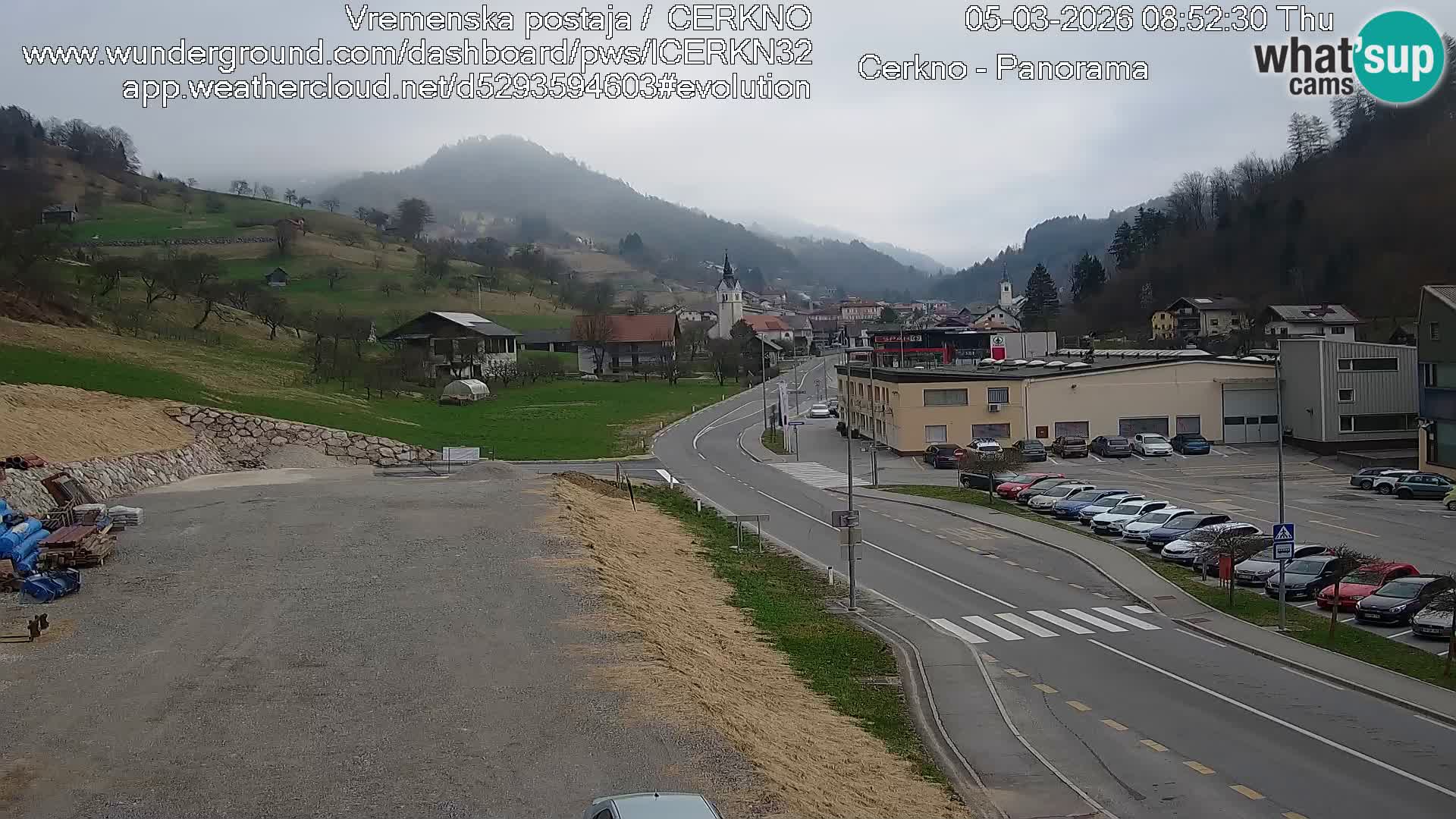 Webcam en direct – Entrée de la ville de Cerkno