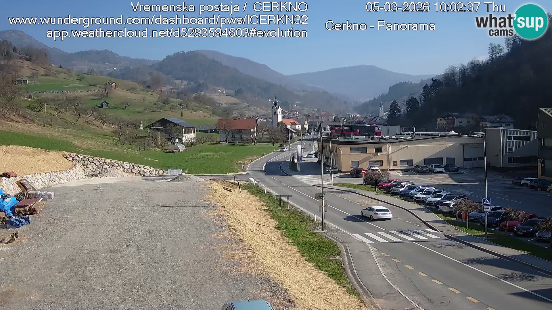 Cerkno city entrance Live Webcam