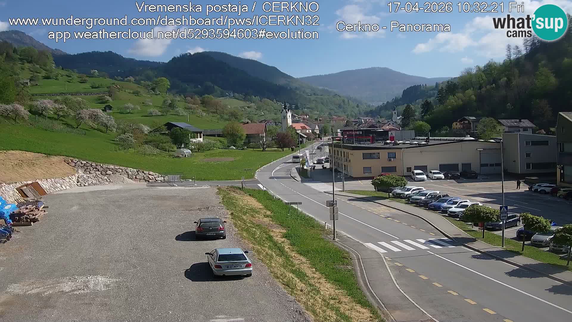 Webcam en direct – Entrée de la ville de Cerkno