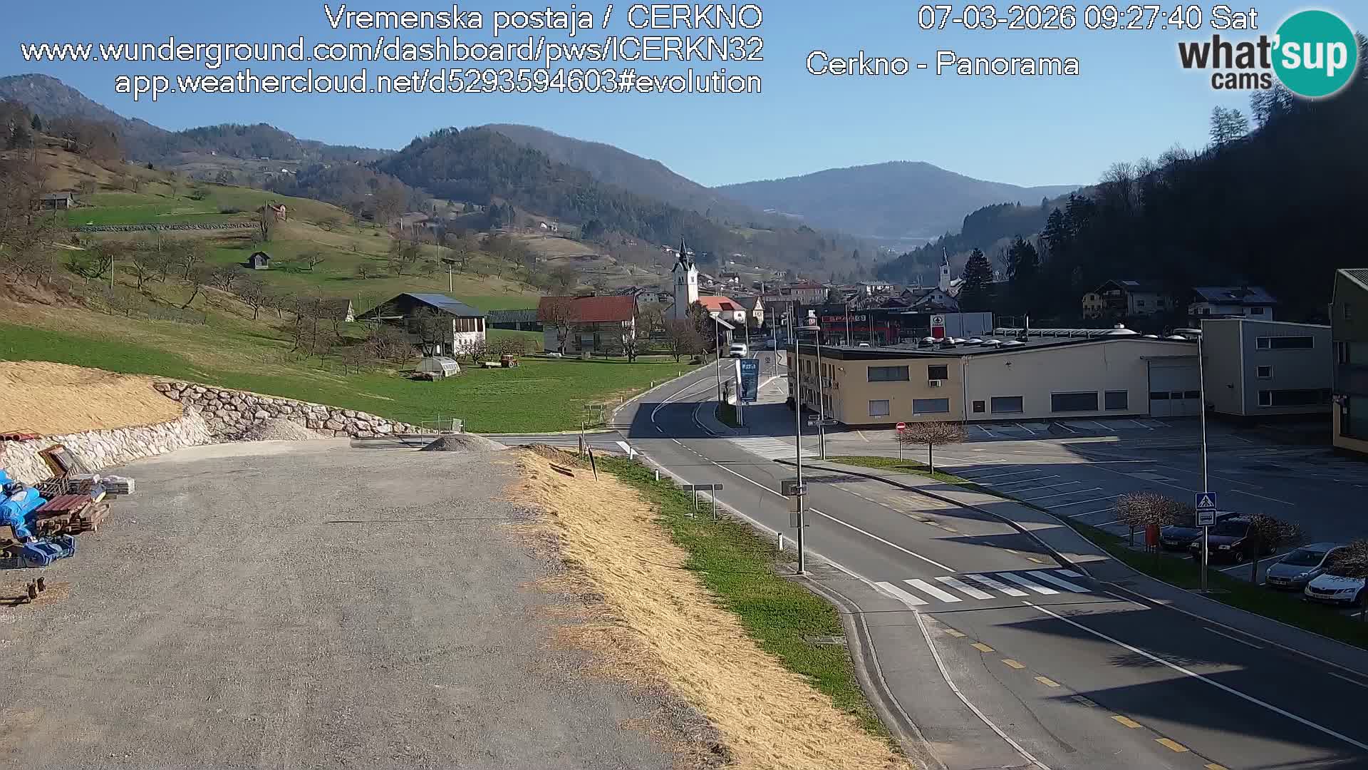 Webcam en direct – Entrée de la ville de Cerkno