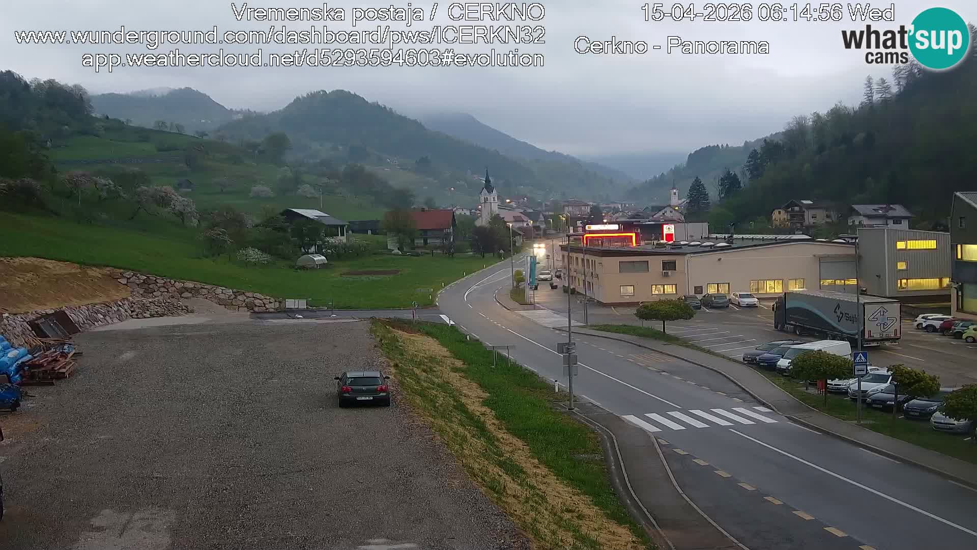 Webcam en direct – Entrée de la ville de Cerkno
