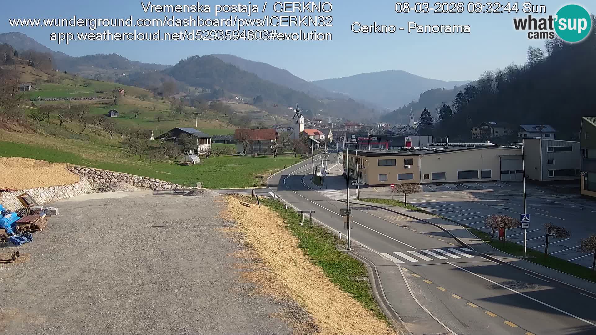 Cerkno entrada a la ciudad Webcam en vivo