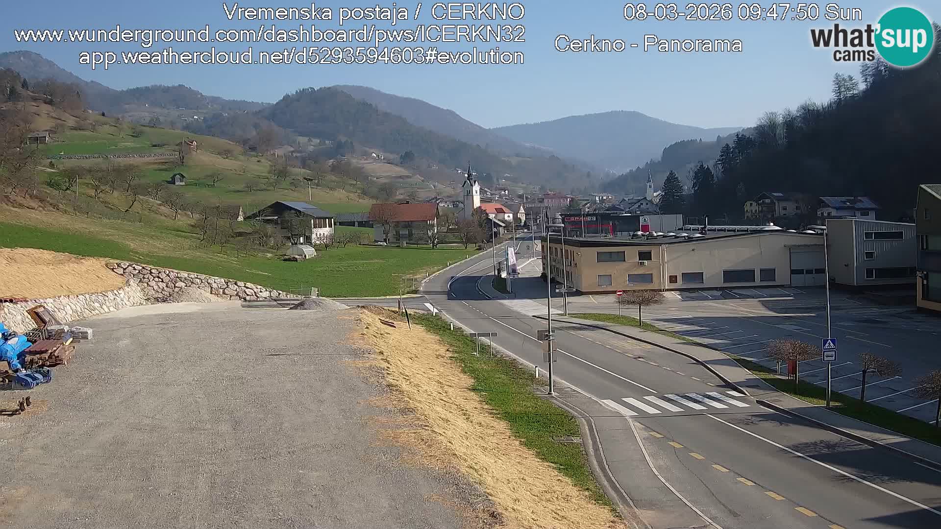 Webcam en direct – Entrée de la ville de Cerkno