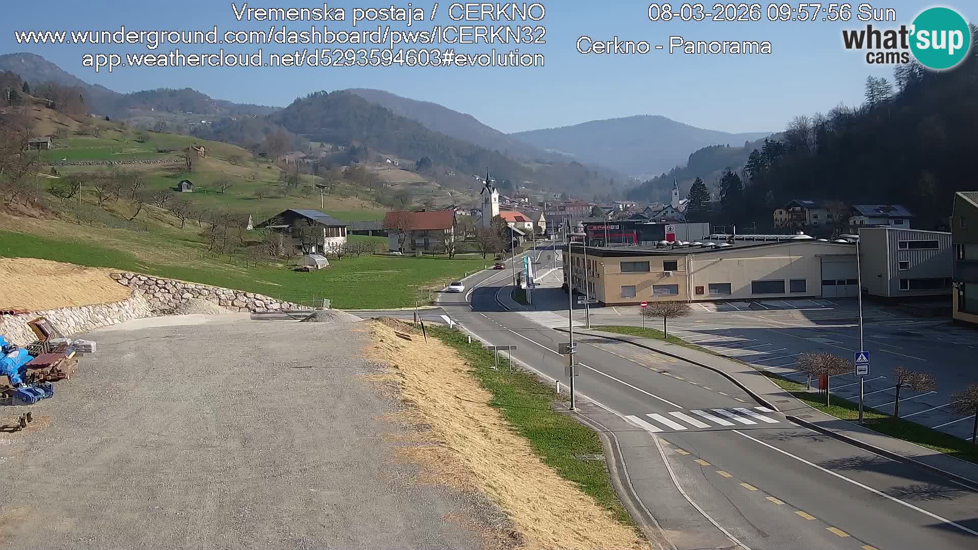 Webcam en direct – Entrée de la ville de Cerkno