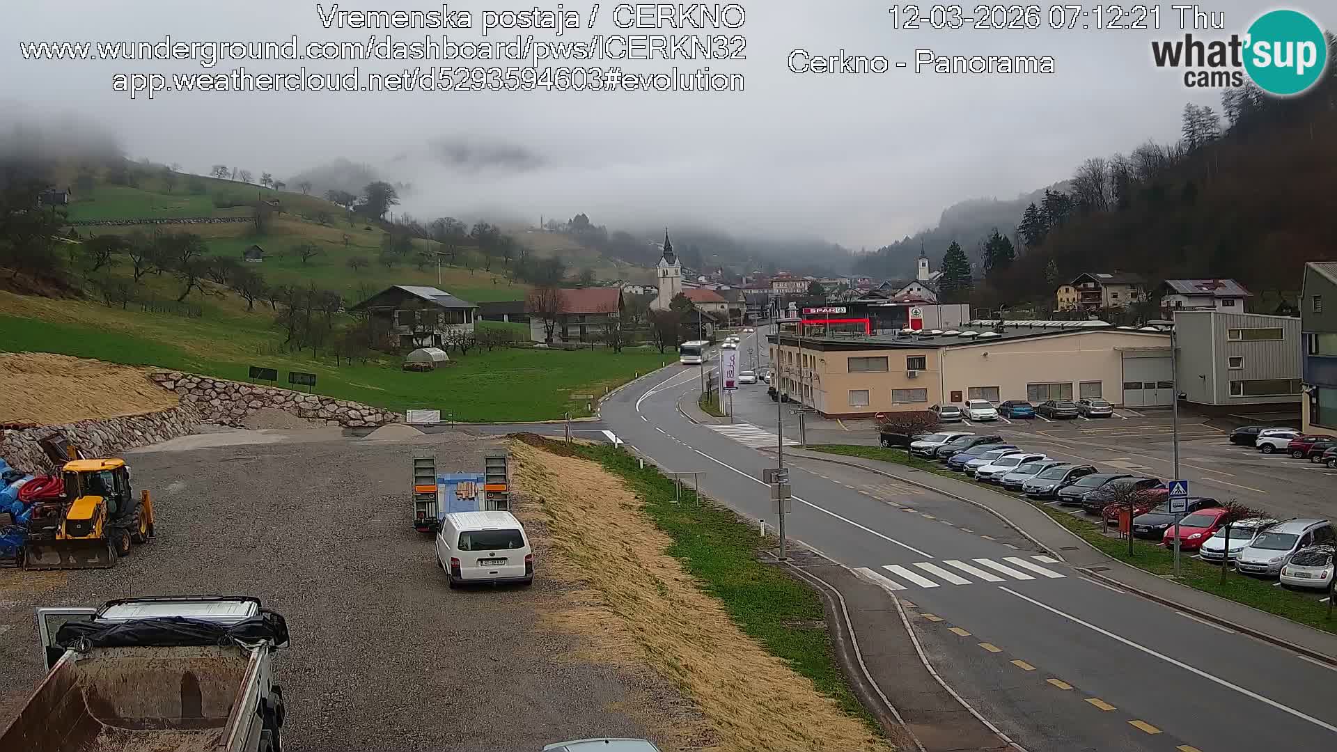 Webcam en direct – Entrée de la ville de Cerkno