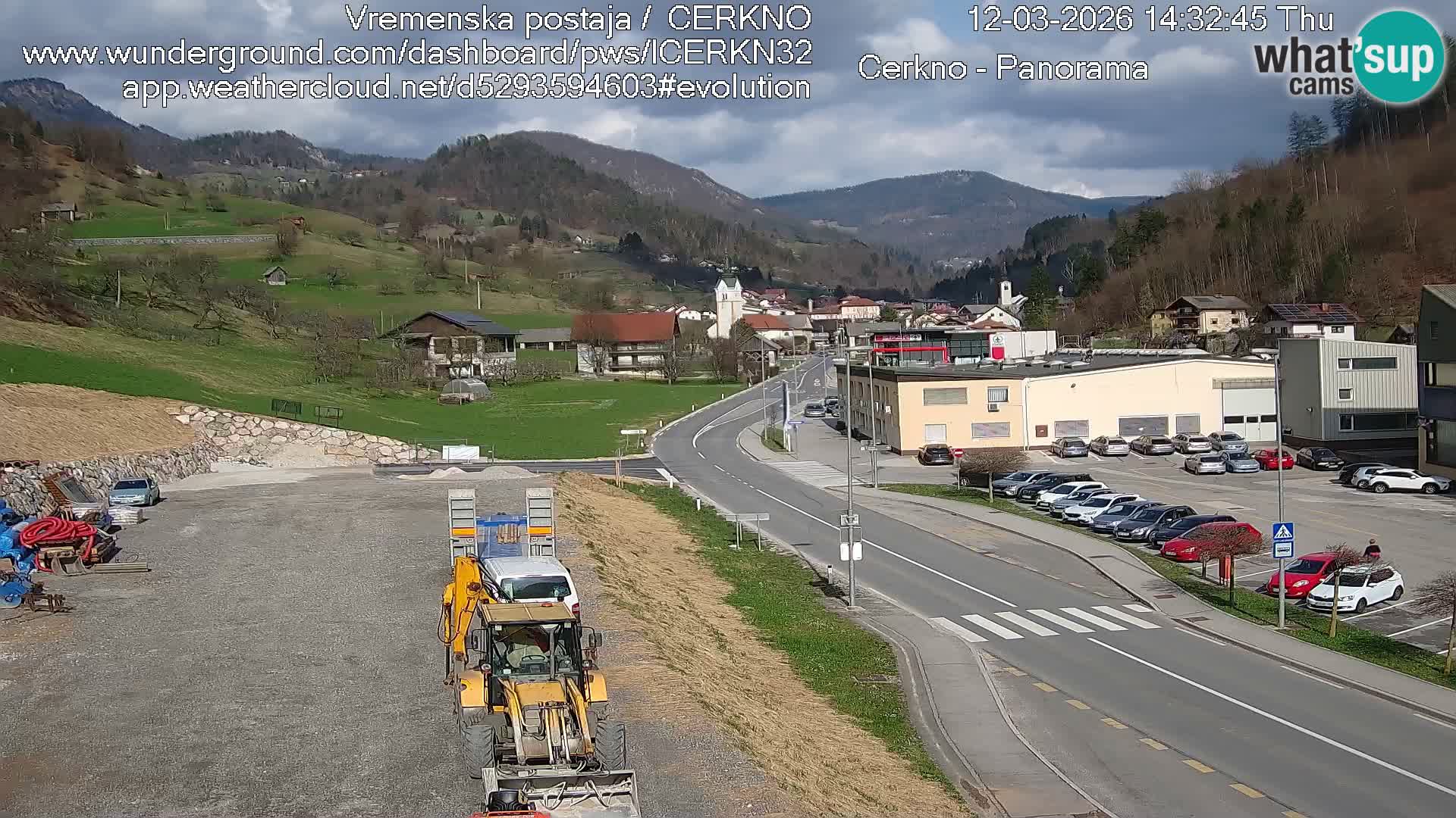 Webcam en direct – Entrée de la ville de Cerkno