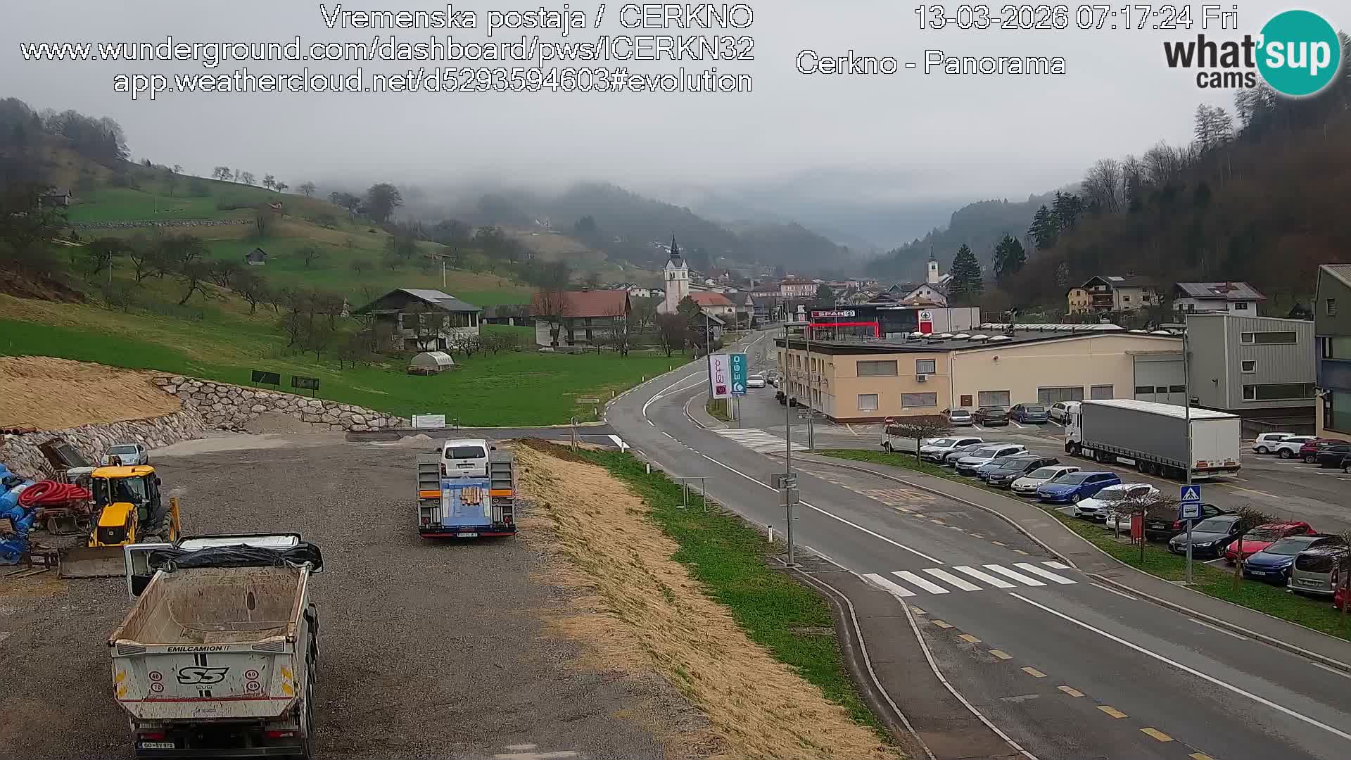 Cerkno city entrance Live Webcam