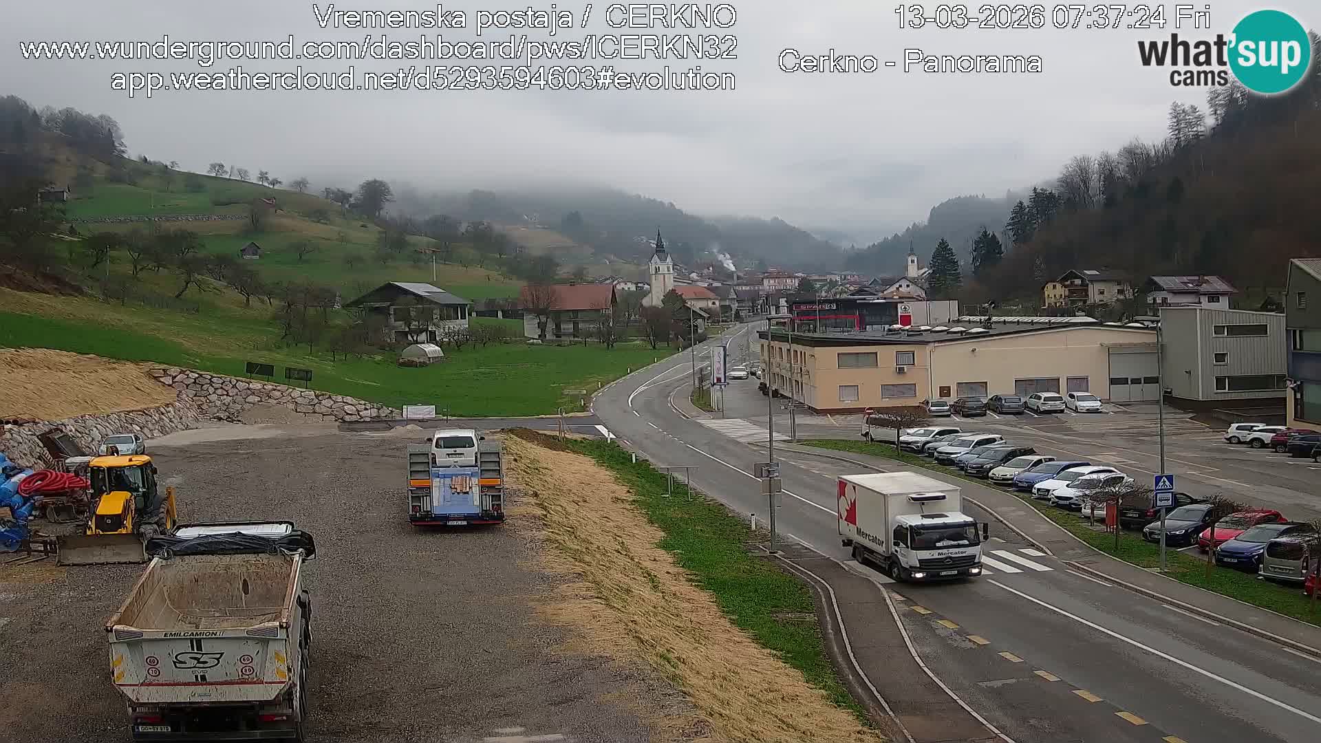 Cerkno city entrance Live Webcam