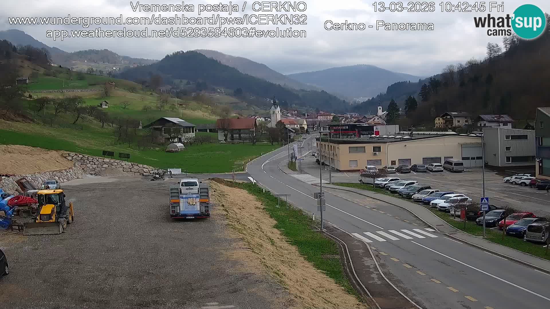 Cerkno city entrance Live Webcam