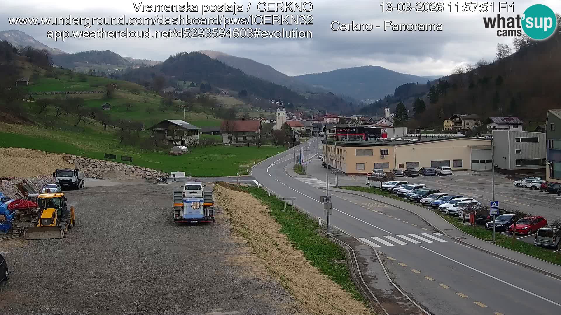 Cerkno entrada a la ciudad Webcam en vivo
