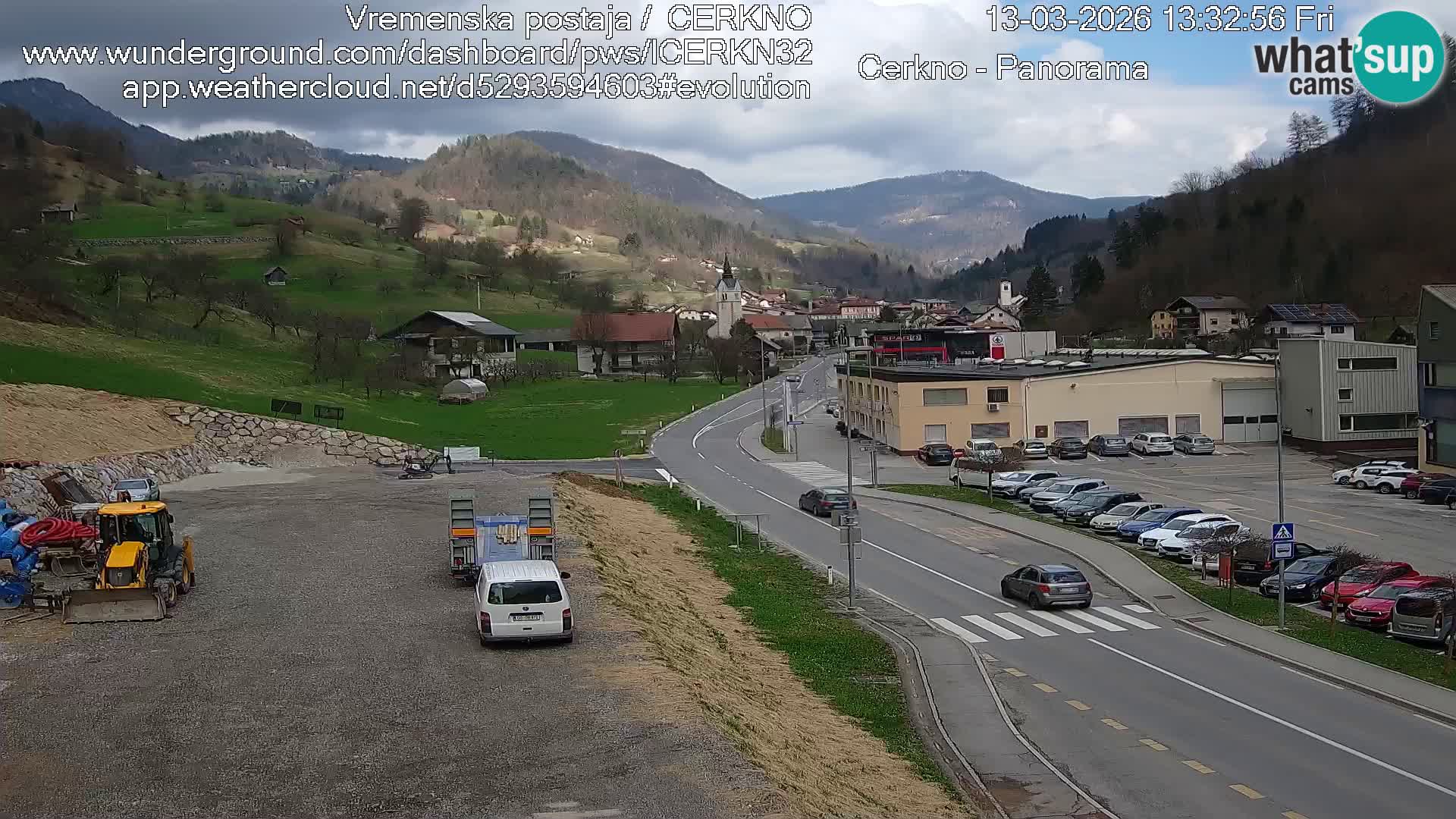 Cerkno entrada a la ciudad Webcam en vivo