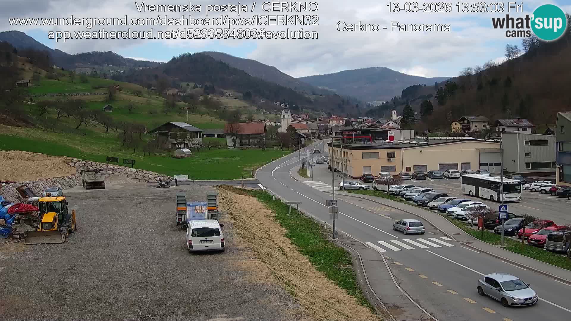 Cerkno city entrance Live Webcam