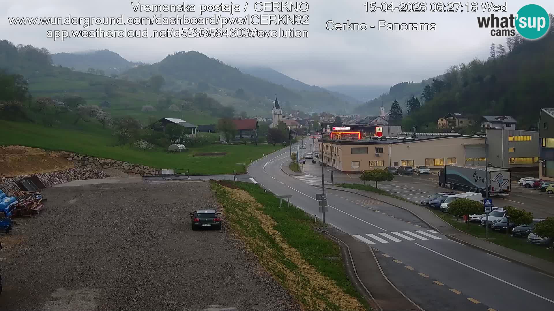 Webcam en direct – Entrée de la ville de Cerkno