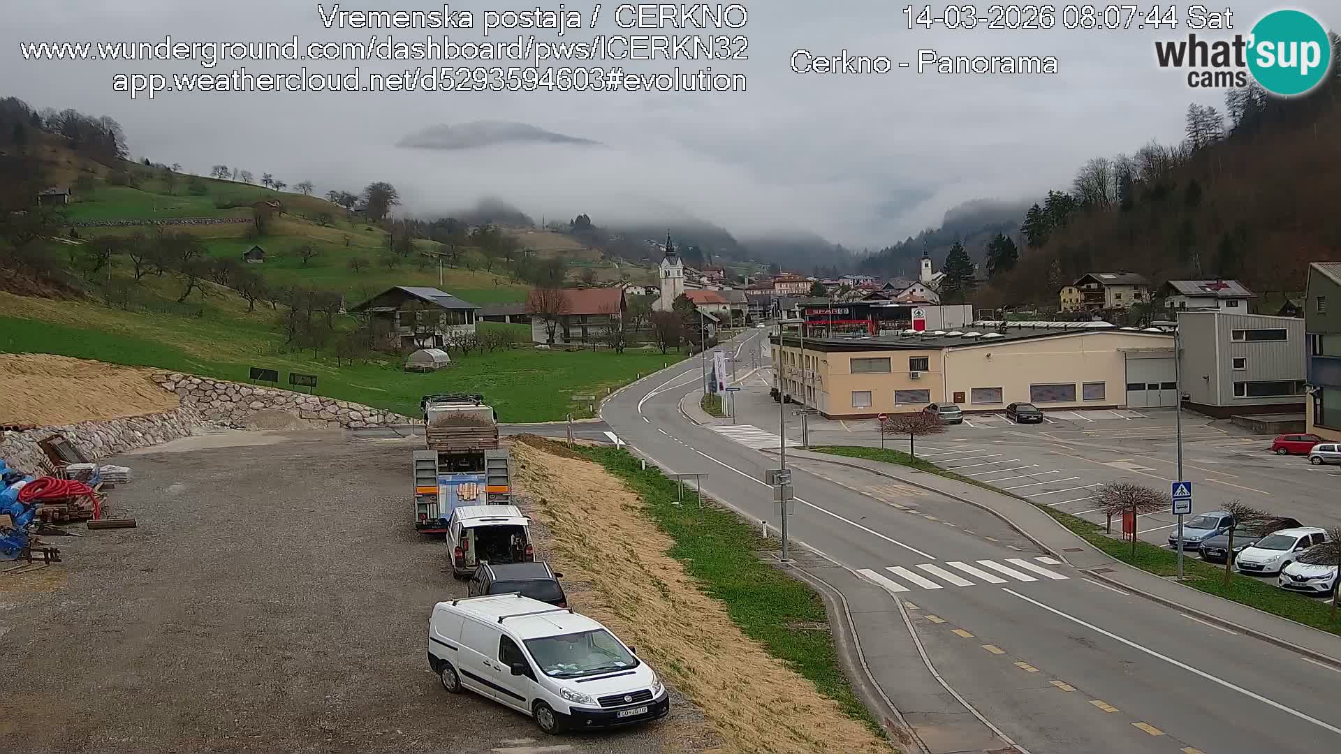 Webcam en direct – Entrée de la ville de Cerkno
