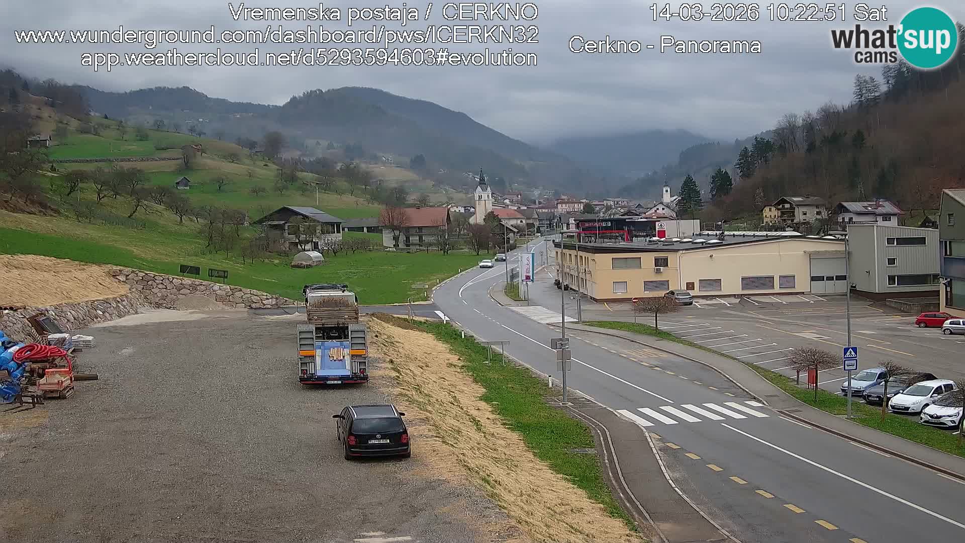 Cerkno entrada a la ciudad Webcam en vivo
