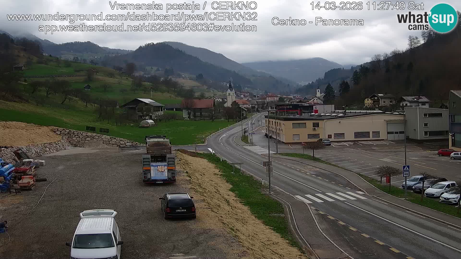 Cerkno city entrance Live Webcam