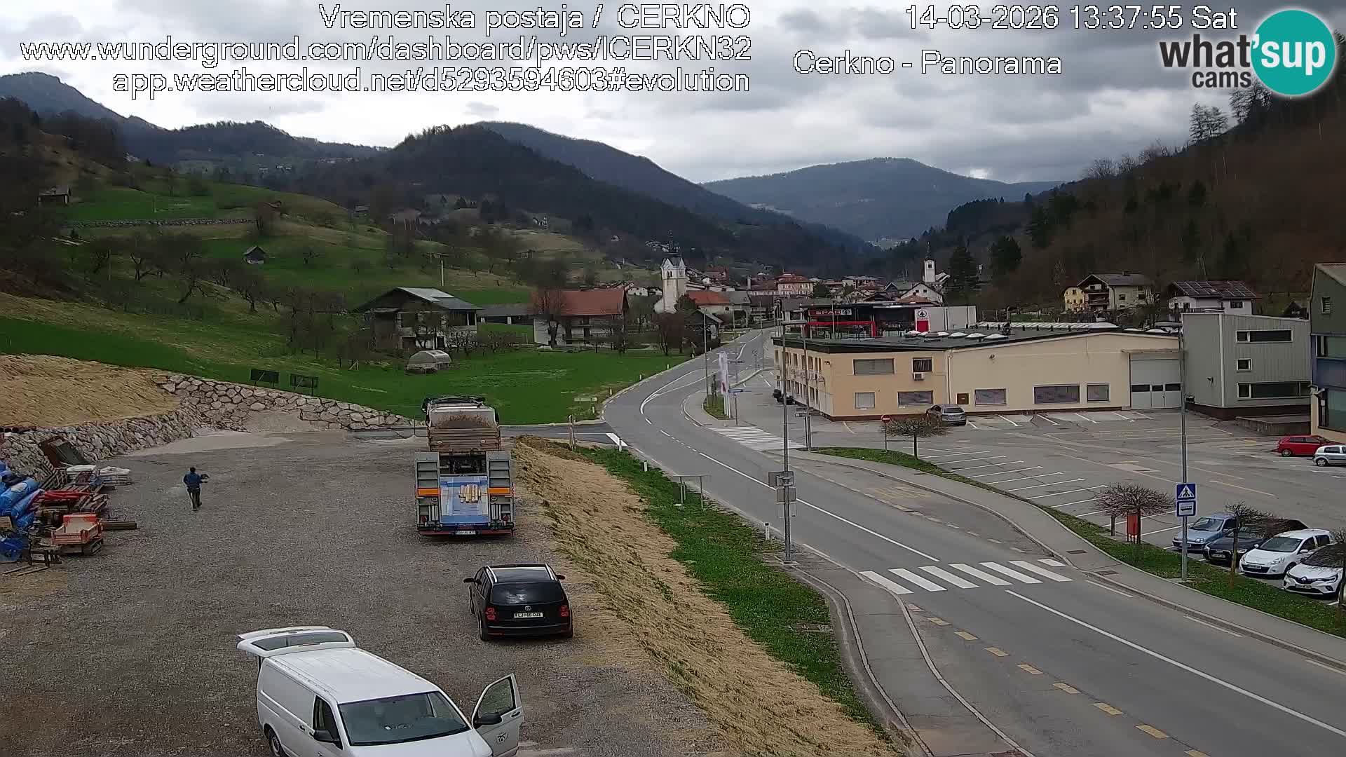 Cerkno entrada a la ciudad Webcam en vivo