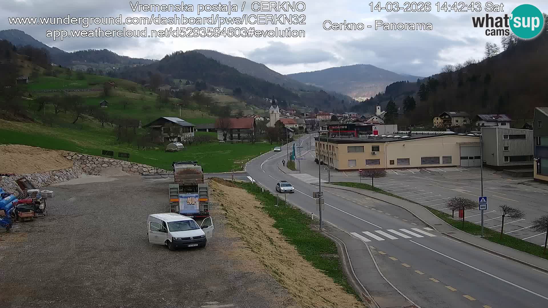 Cerkno entrada a la ciudad Webcam en vivo