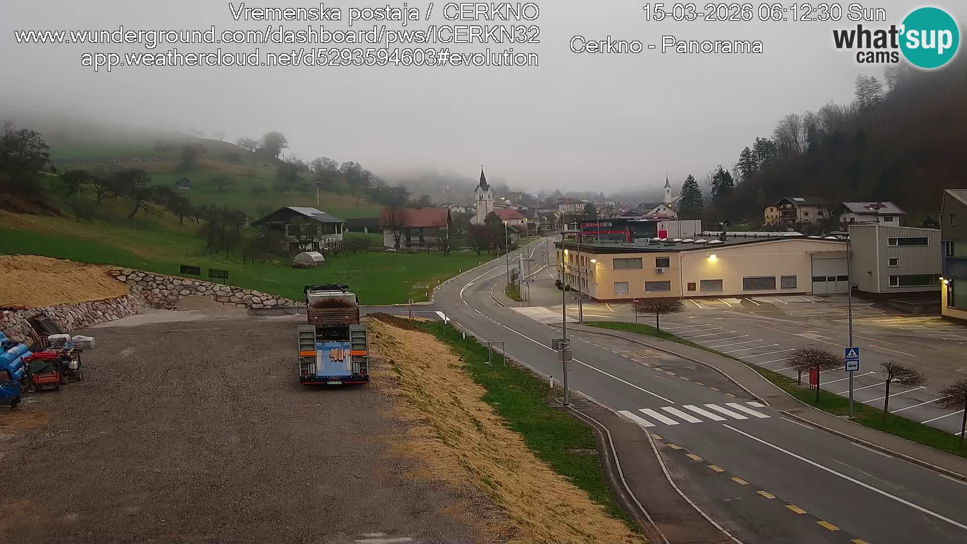 Cerkno city entrance Live Webcam