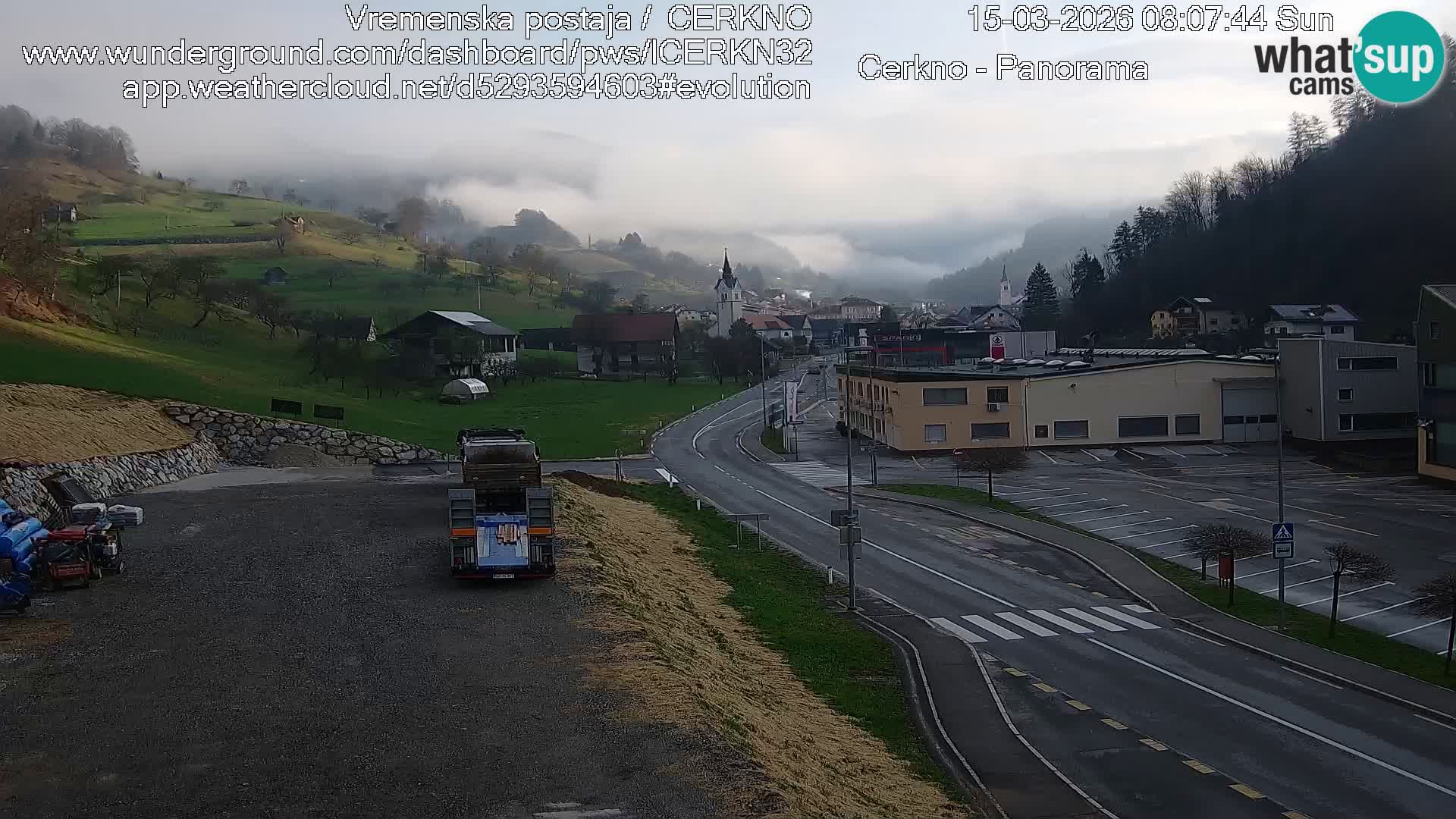 Cerkno city entrance Live Webcam