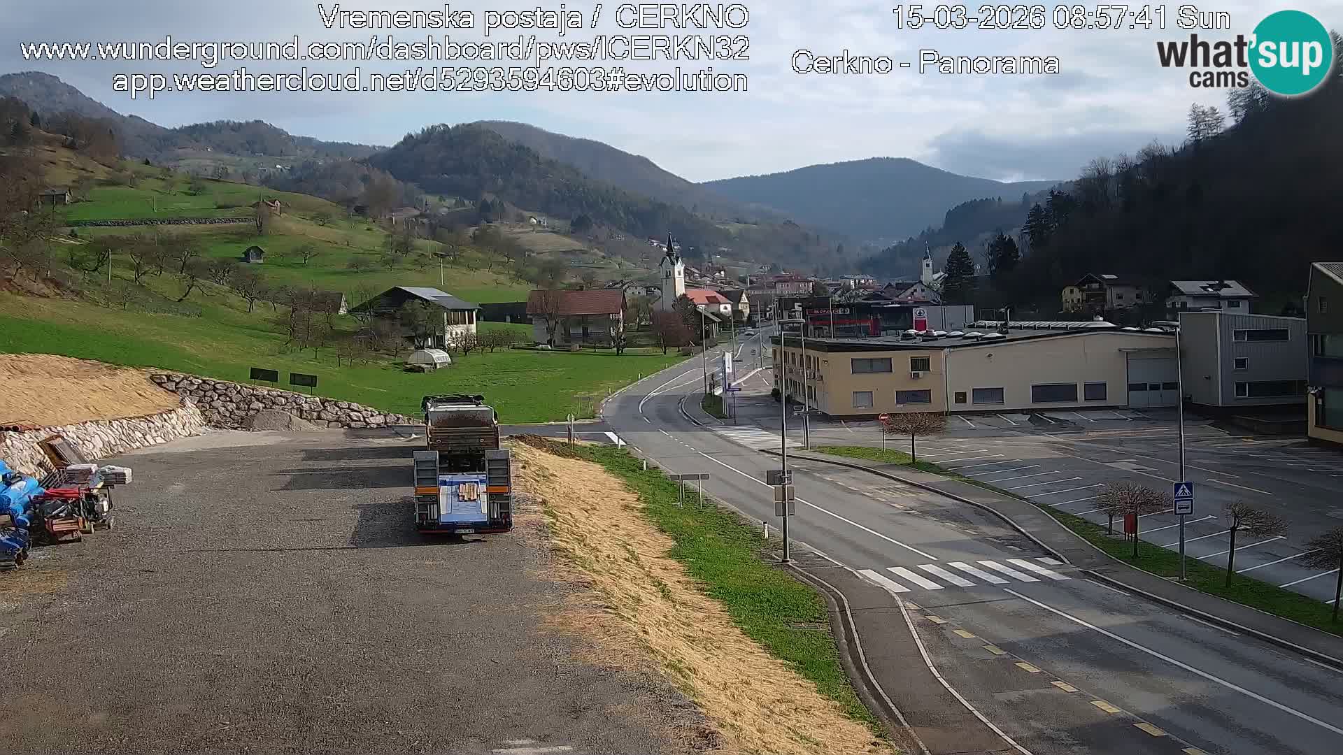 Cerkno city entrance Live Webcam