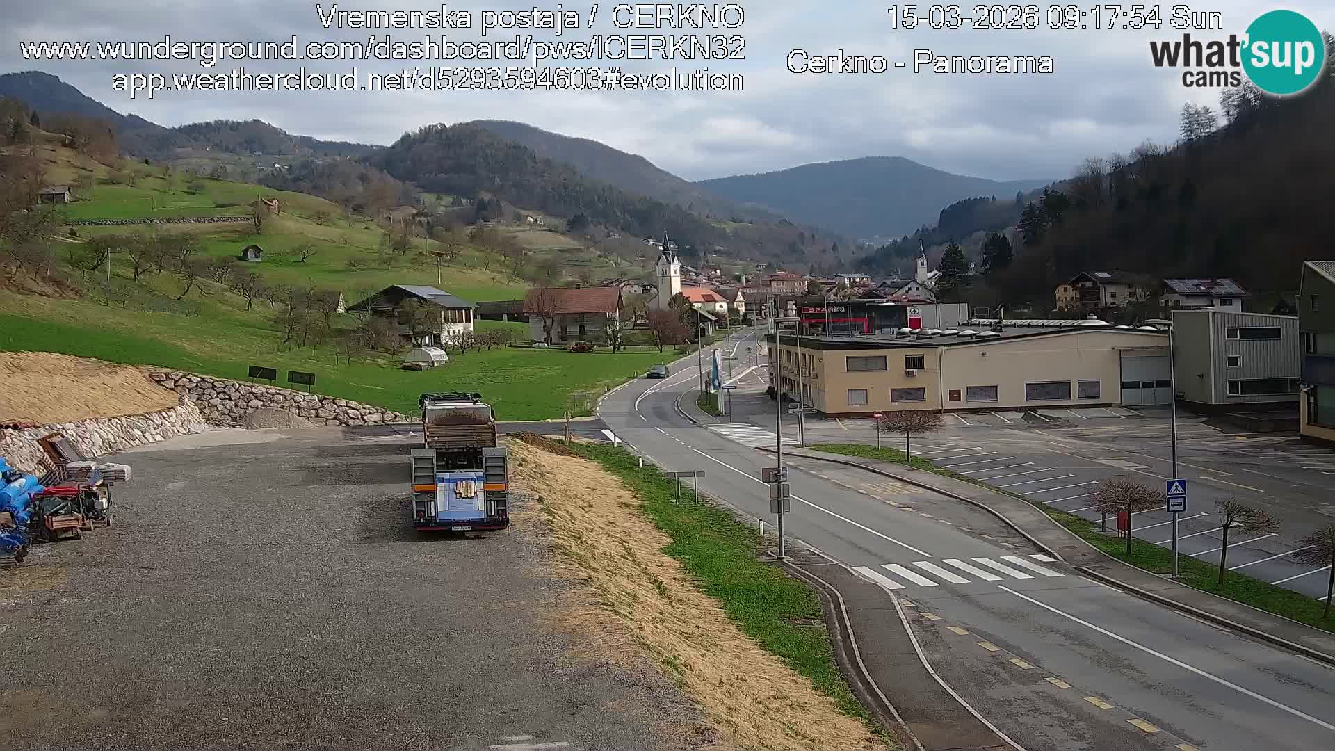 Cerkno city entrance Live Webcam