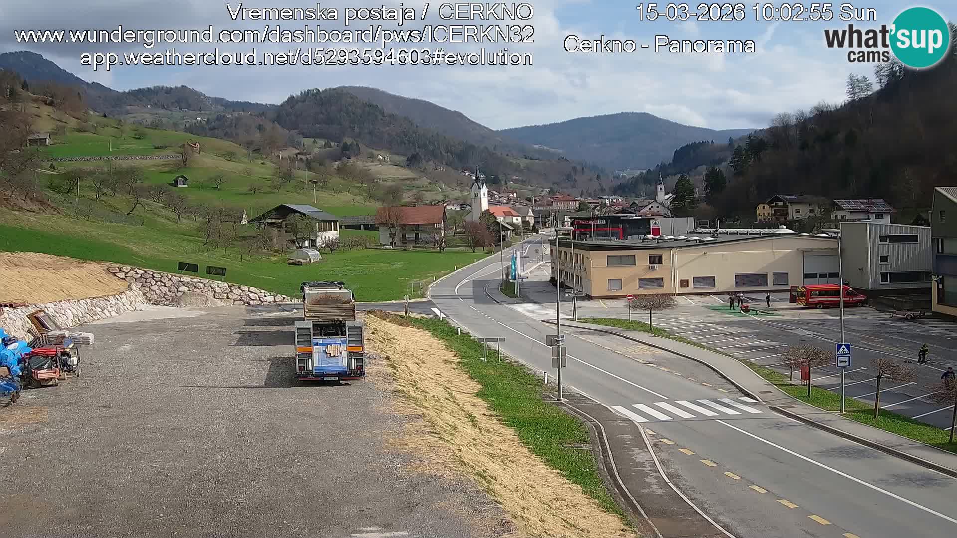 Cerkno city entrance Live Webcam