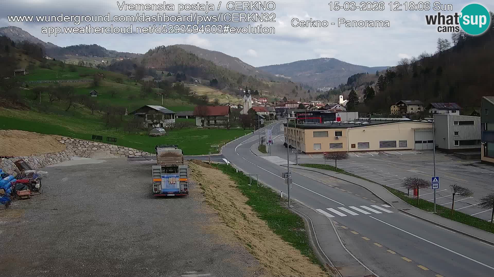 Cerkno city entrance Live Webcam