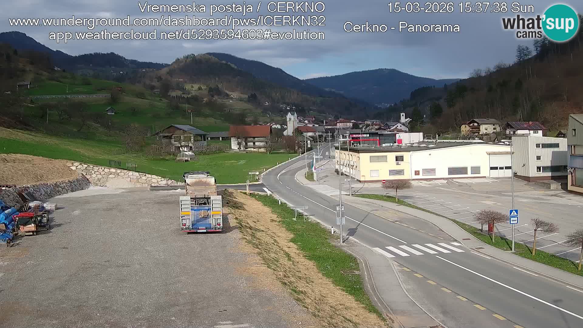 Cerkno city entrance Live Webcam
