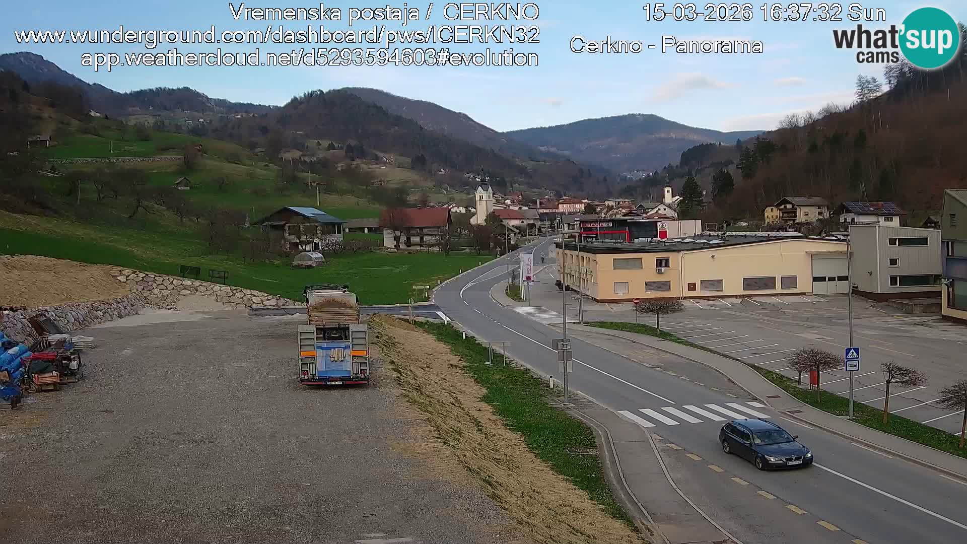 Cerkno city entrance Live Webcam
