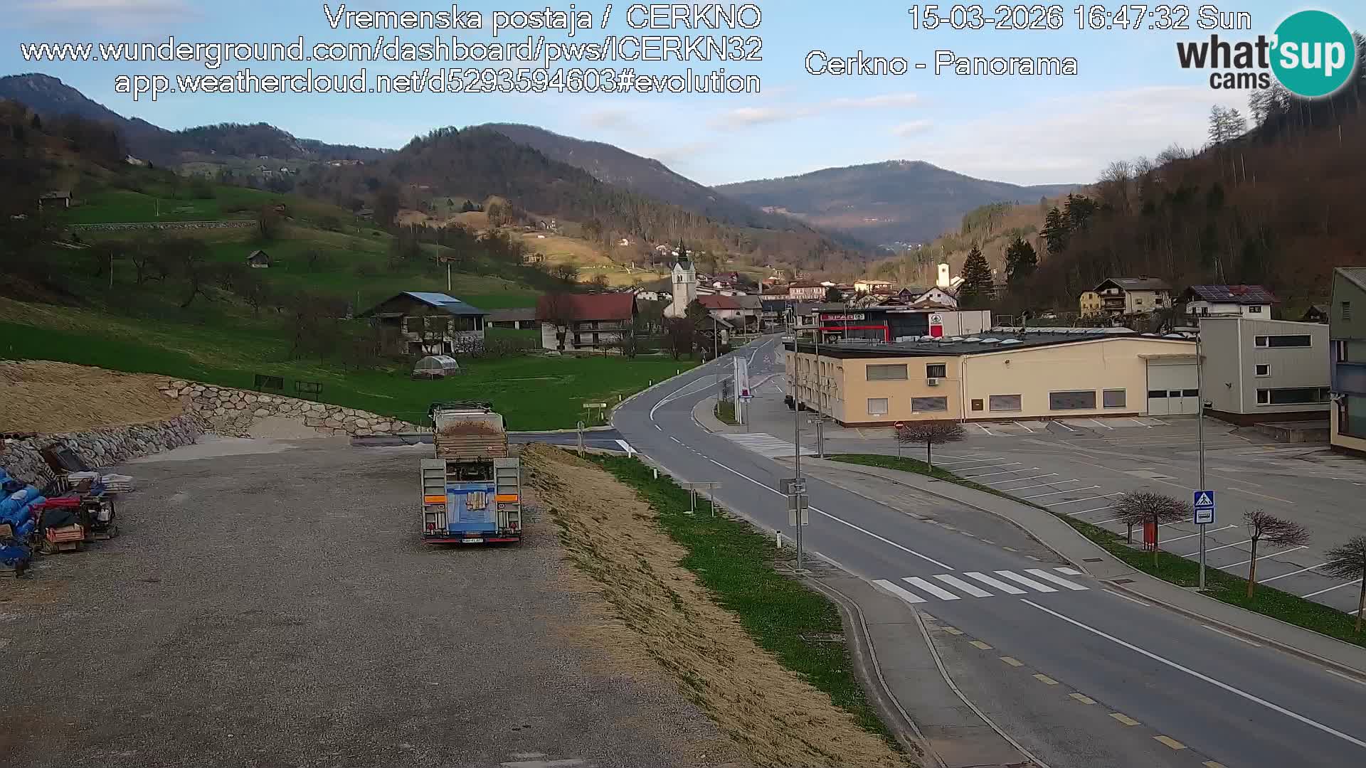 Cerkno city entrance Live Webcam