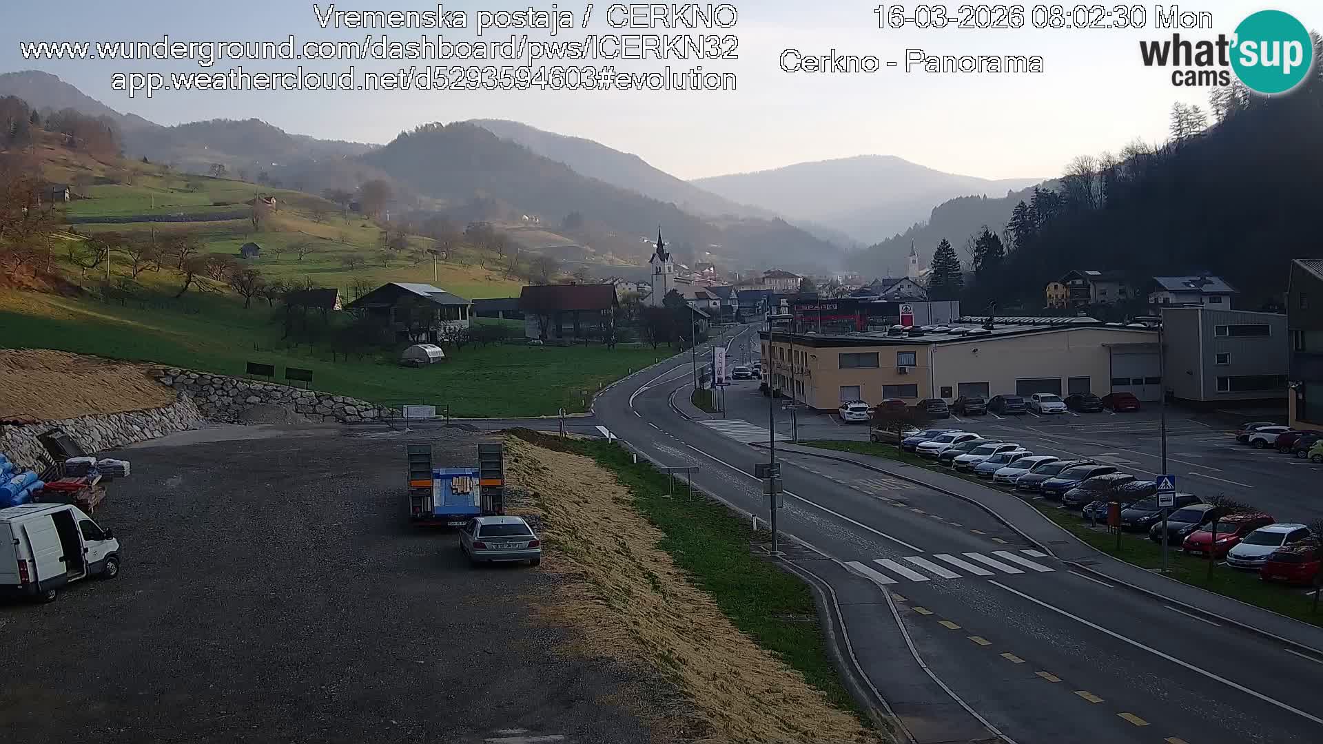 Cerkno city entrance Live Webcam