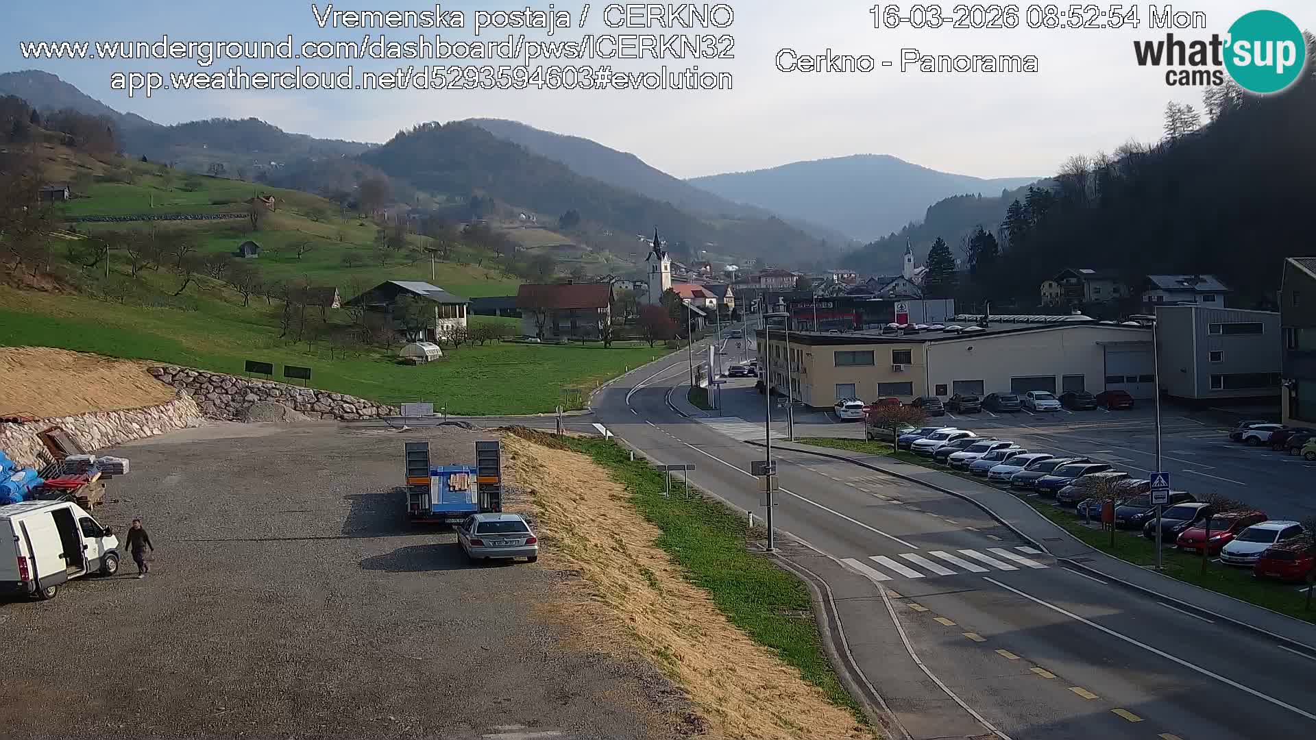 Cerkno city entrance Live Webcam