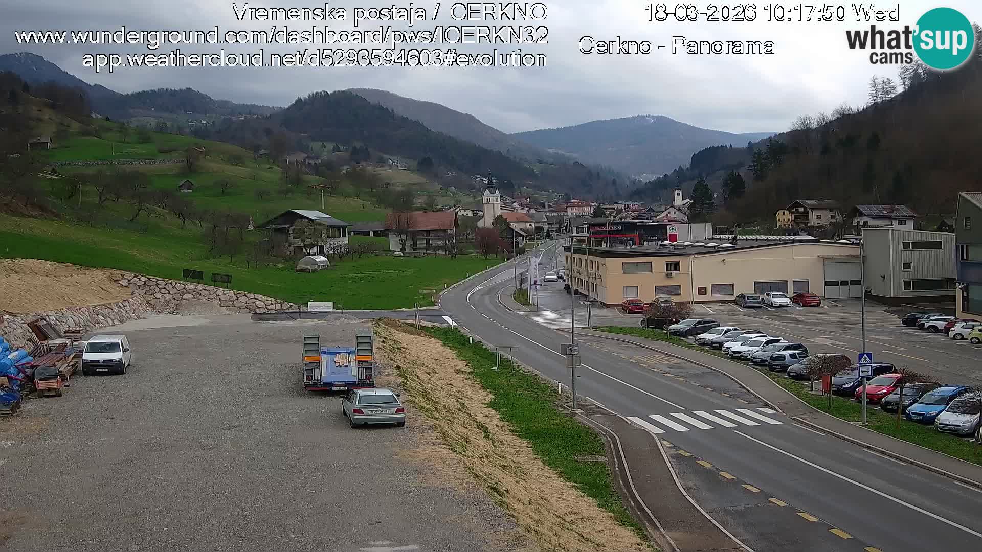 Cerkno city entrance Live Webcam