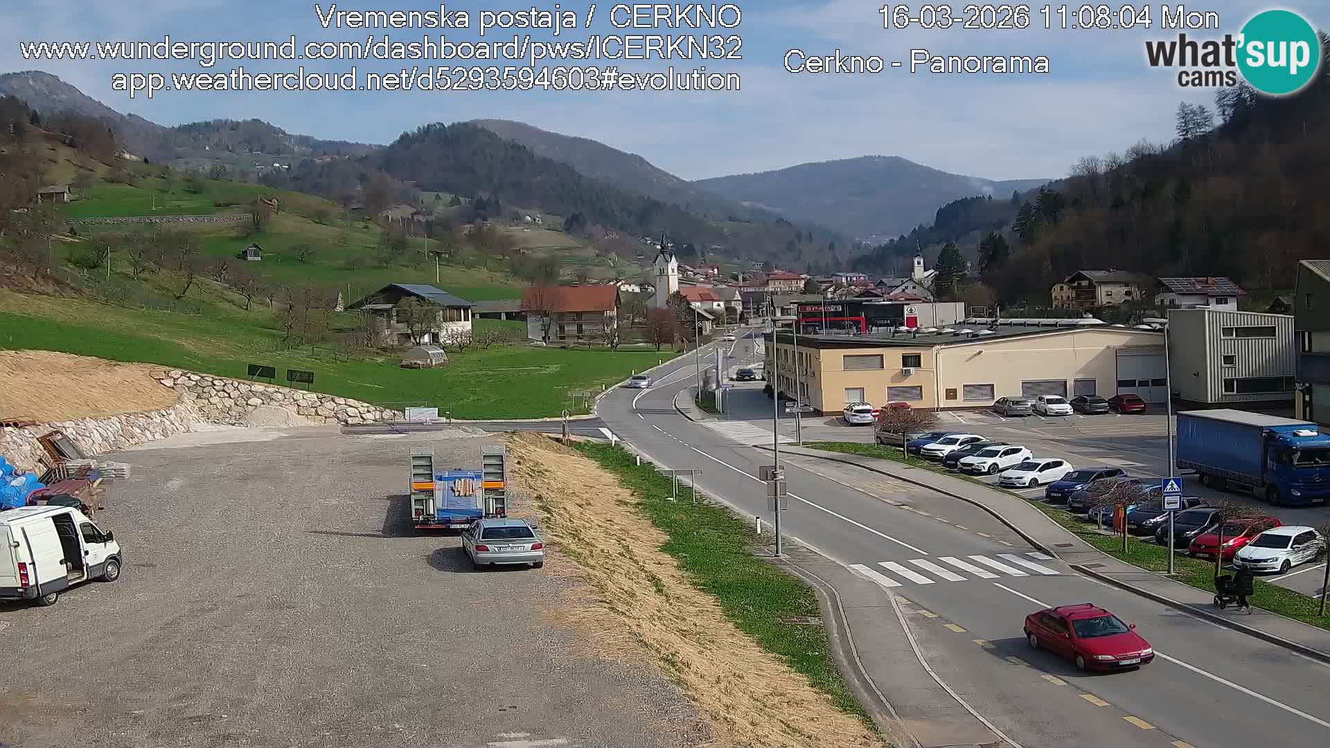 Cerkno city entrance Live Webcam