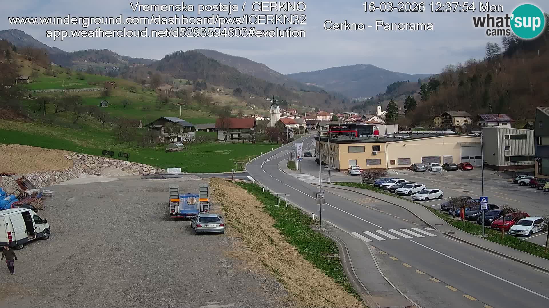 Cerkno city entrance Live Webcam