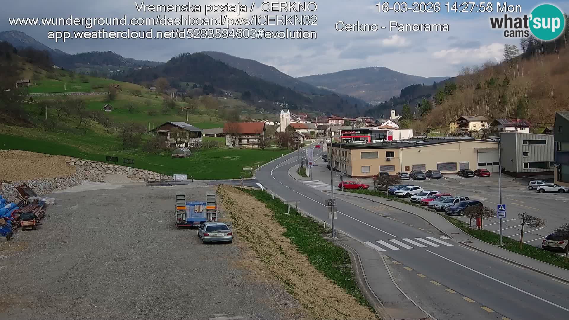Cerkno city entrance Live Webcam