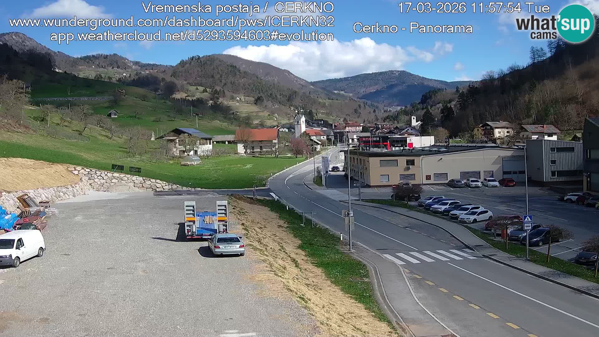 Cerkno city entrance Live Webcam