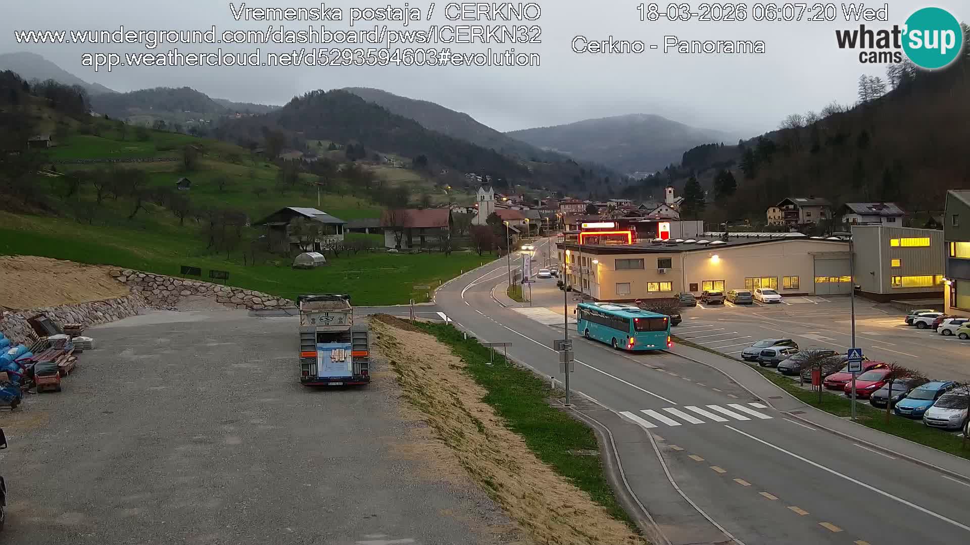 Cerkno entrada a la ciudad Webcam en vivo